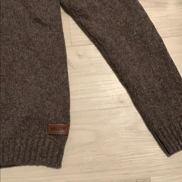 Men’s M Volcom Fleece Crewneck Sweater - Picture 3 of 5